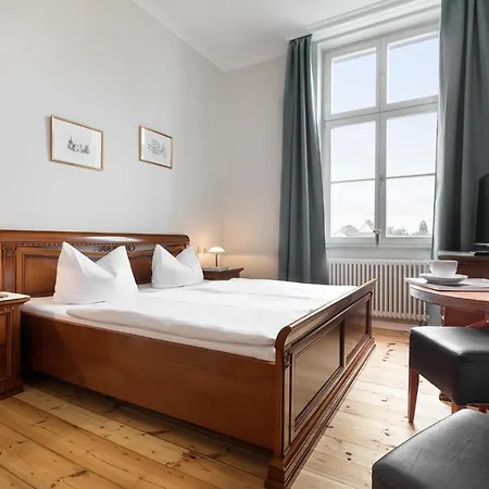 Prinz Heinrich 3* Werder (Havel)